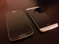/album/samsung-galaxy-s4-gallery/galaxy-s4-vs-htc-one-png/